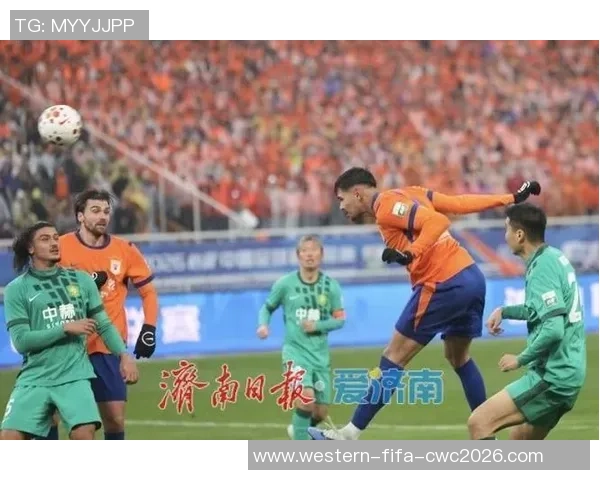 自由足球总决赛盛况空前球迷热情高涨见证精彩对决 自由足球总决赛盛况空前球迷热情高涨见证精彩对决